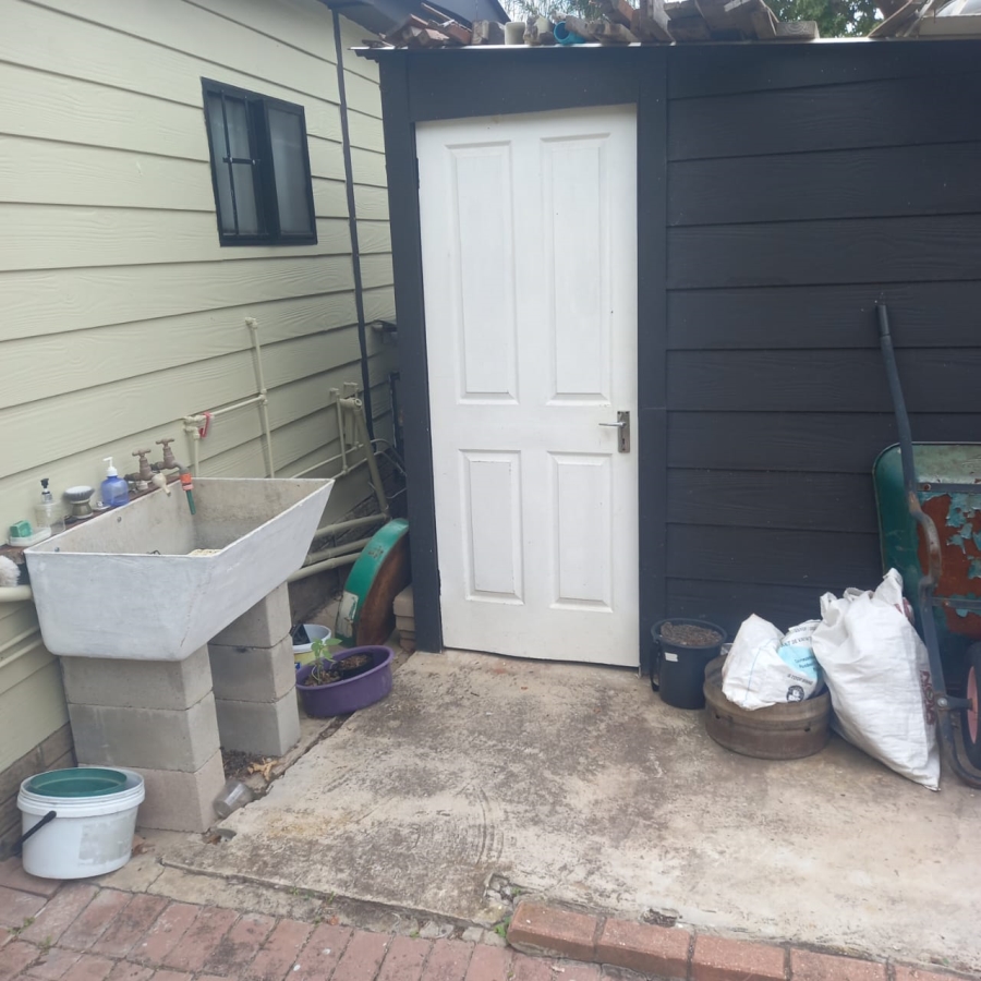 2 Bedroom Property for Sale in Grootbrakhoogte Western Cape